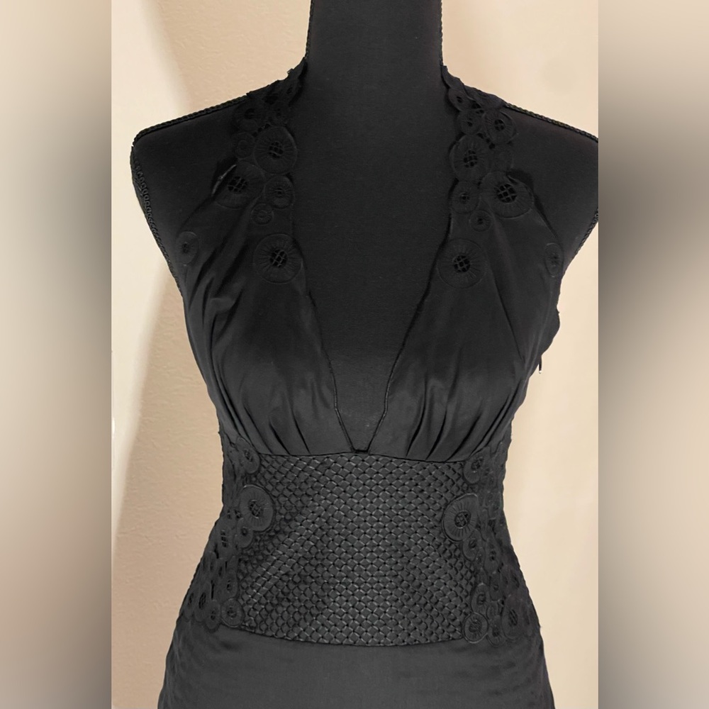 Alice + Olivia Black Embroiled Halter Dress